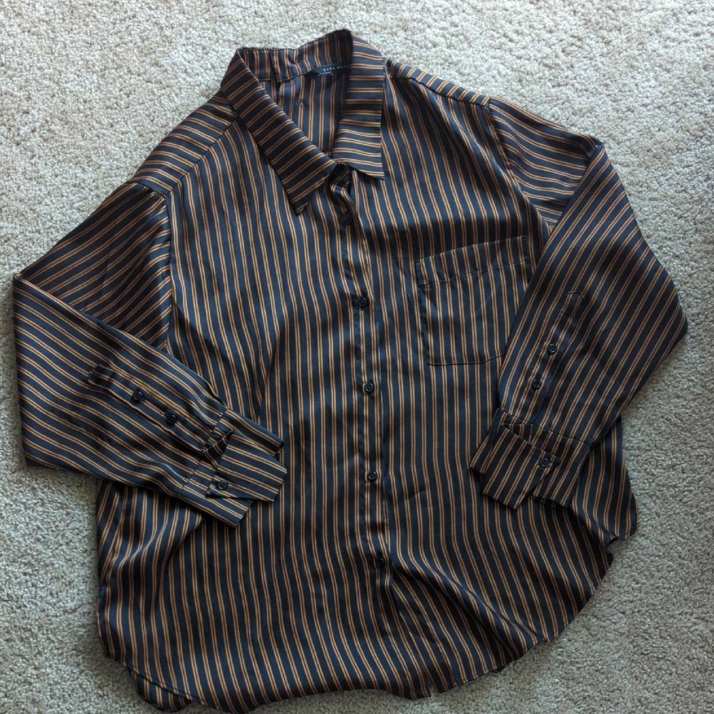 Zara Women's Blouse With Cool Button Details